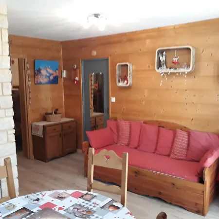 Le Belledonne Apartment